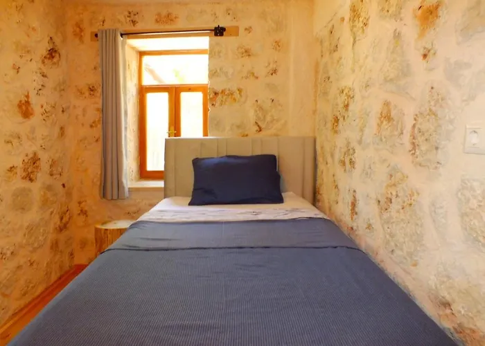 Guelsen -doga Manzarali Bahce Kati Aparthotel