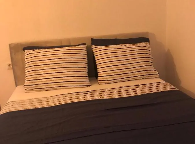 Guelsen -doga Manzarali Bahce Kati *