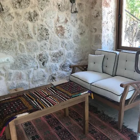Guelsen -doga Manzarali Bahce Kati Appart hôtel Kaş